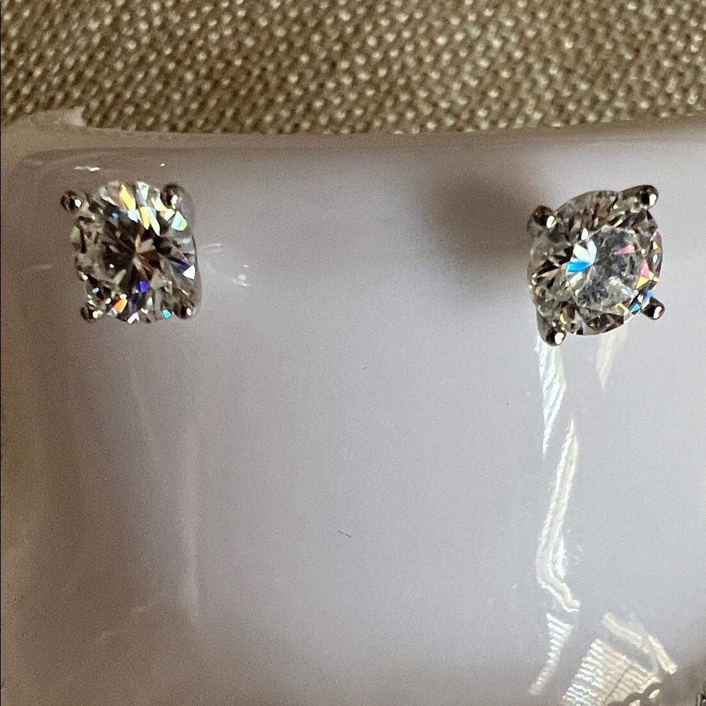 MOISSANITE  Stud Earrings 2 CT 925 silver screw backs 499 retail NWT - Picture 7 of 11